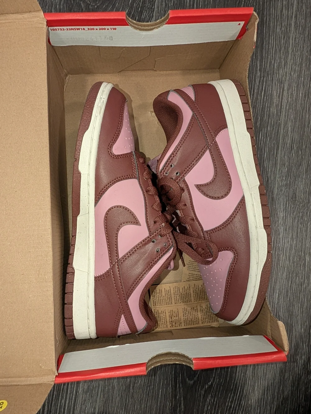 Nike classic low